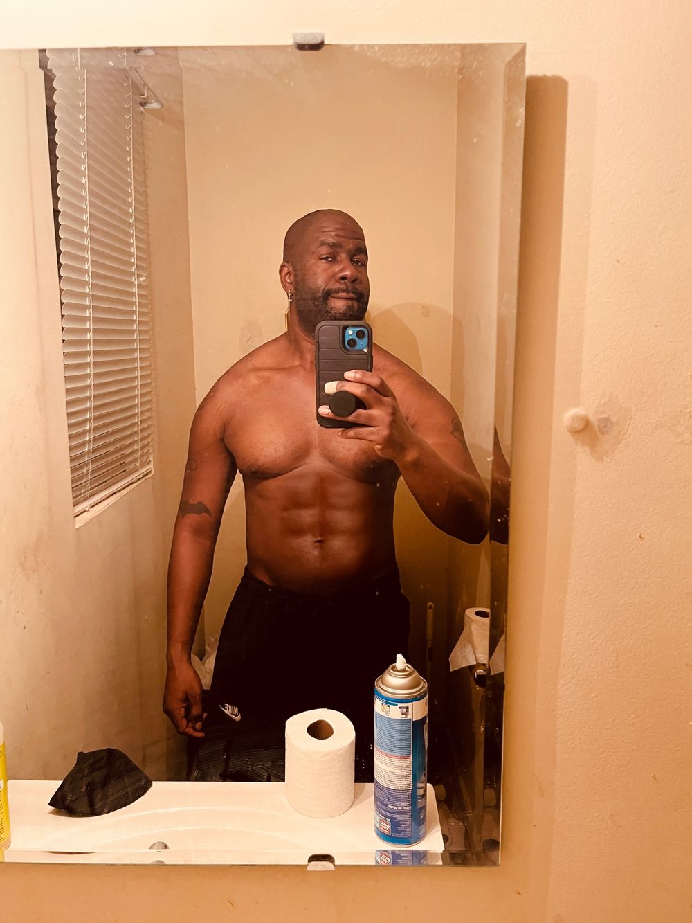 mike83d OnlyFans profile picture