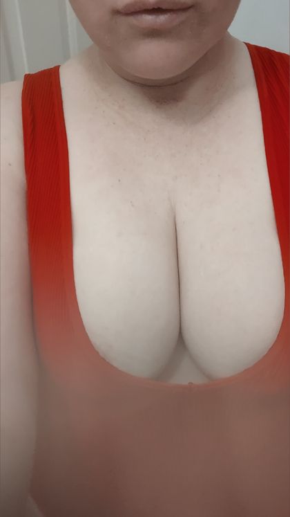 wildwifey09 OnlyFans picture