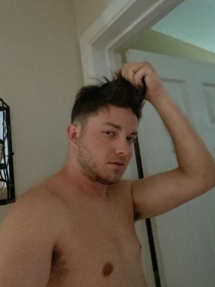 zlutluzt.com OnlyFans picture