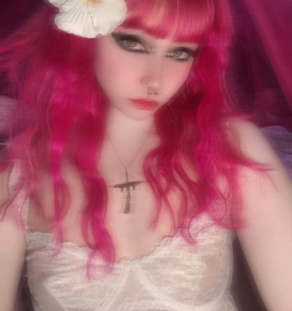 alinaownsu OnlyFans picture