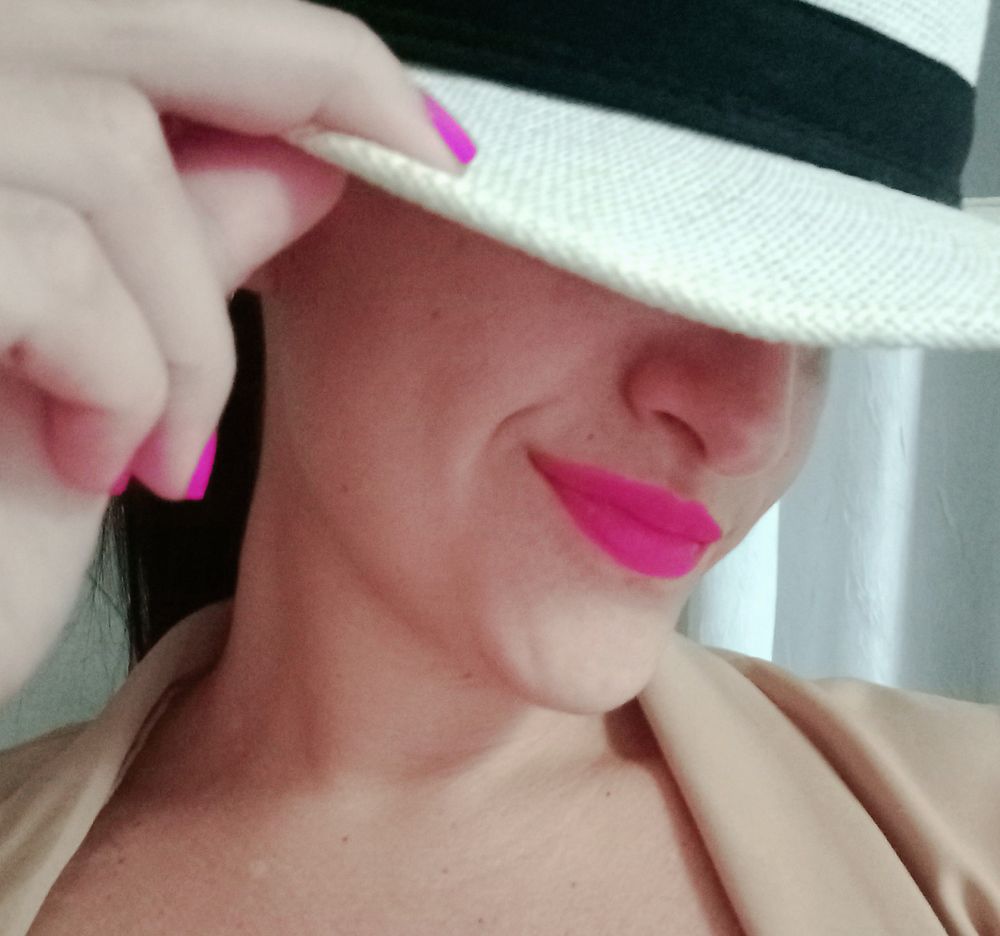 tuconnielove OnlyFans profile picture