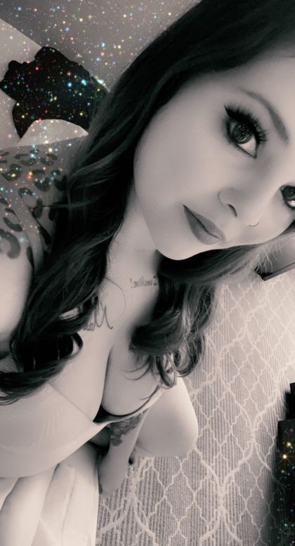 queenraerae12 OnlyFans picture