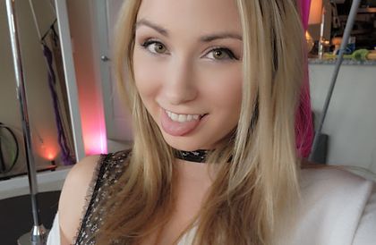 bellaandersin OnlyFans picture