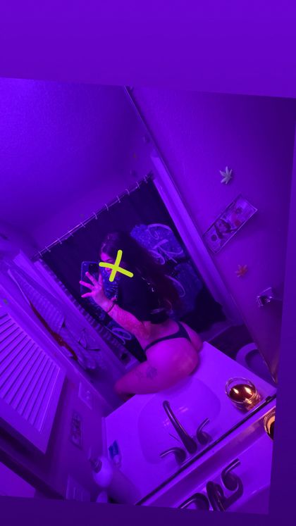 alizeezila OnlyFans picture