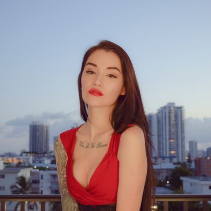 thearidee OnlyFans picture