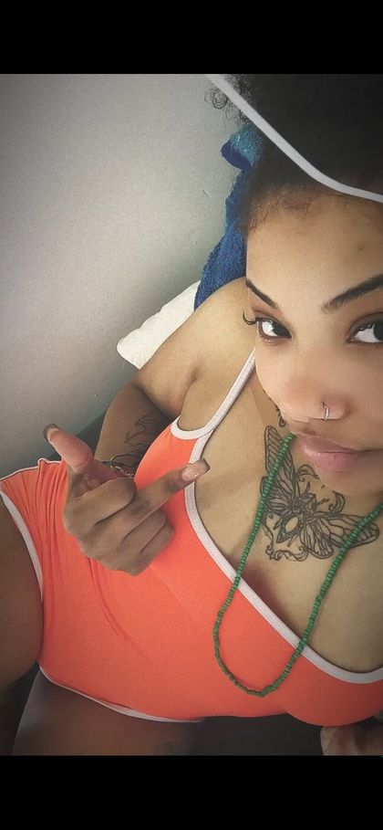 taynazhalyee OnlyFans picture