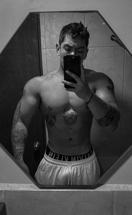 u79677107 OnlyFans picture