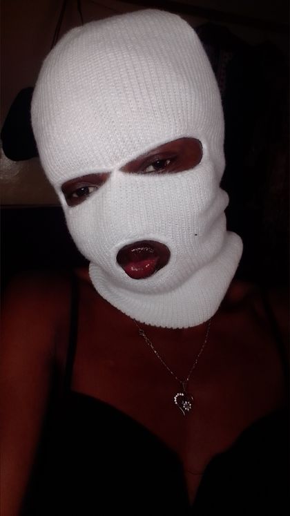 moist_aura OnlyFans picture