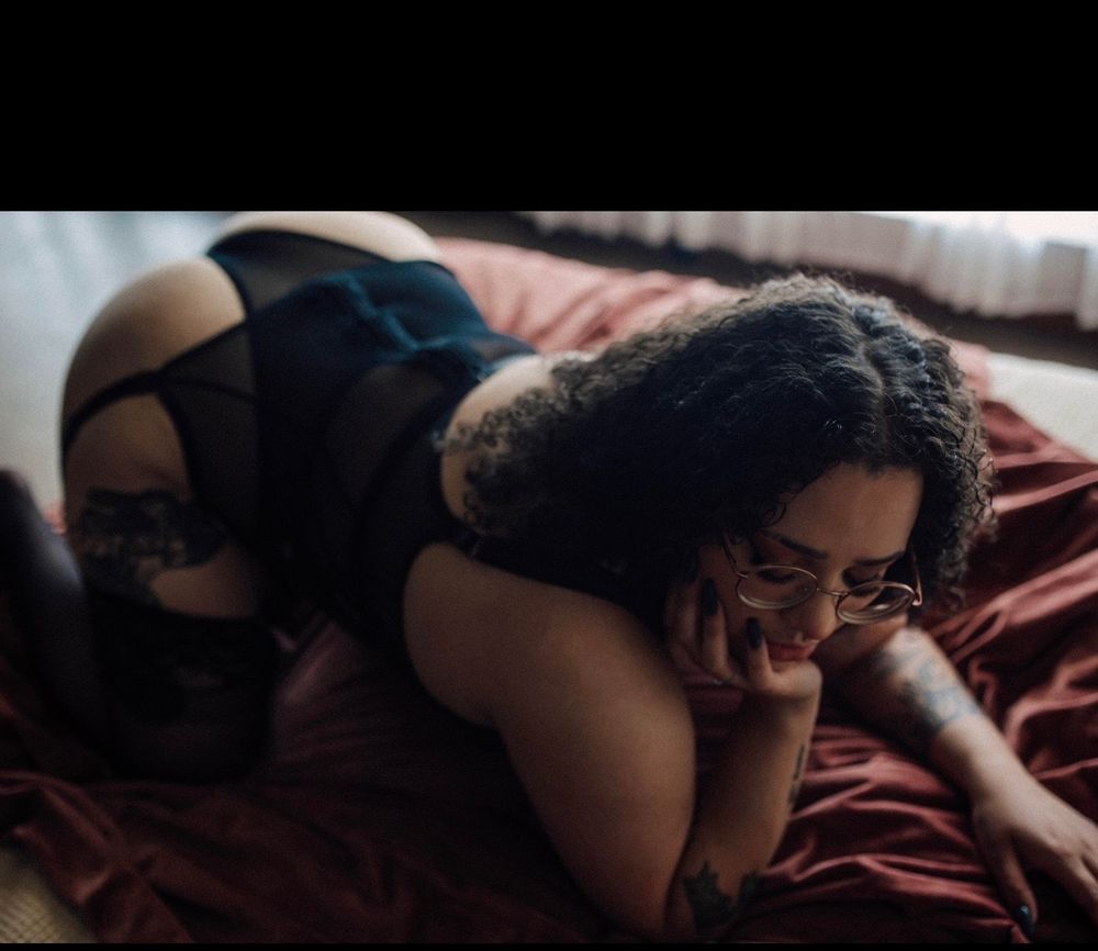 golden.babes OnlyFans profile picture