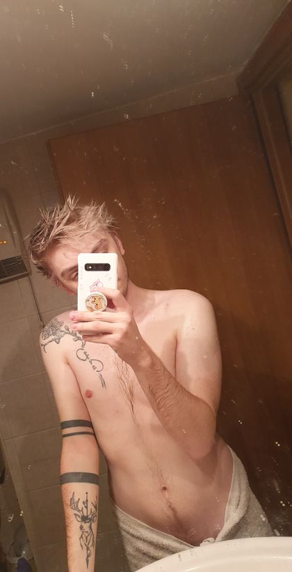 olly40530689 OnlyFans picture