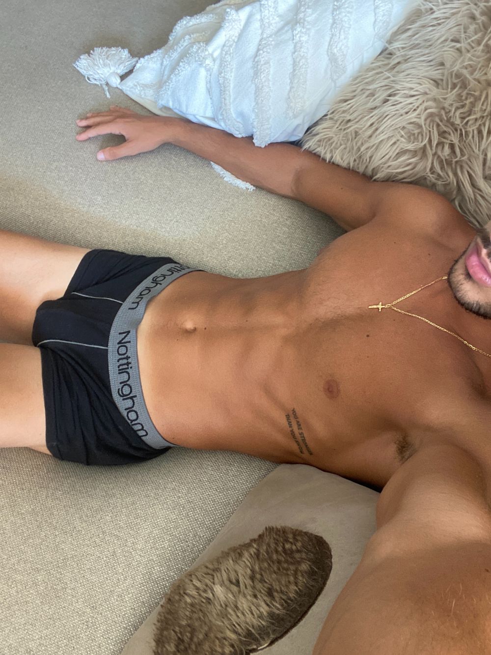 thebestboyx OnlyFans - Free Trial - Photos - Socials | FansMetrics.com