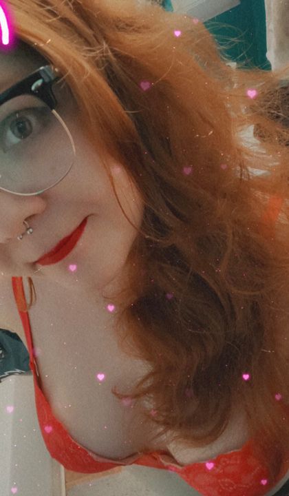 theredheadedlibrarian OnlyFans picture