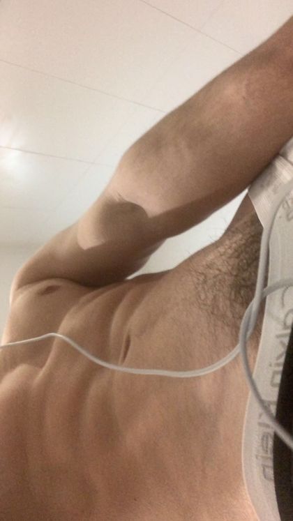 u285715984 OnlyFans picture