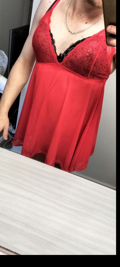 onmyknees90210 OnlyFans picture