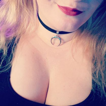 lunaxafterdark OnlyFans picture