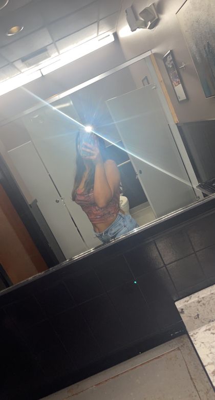 hazeldahliaa OnlyFans picture