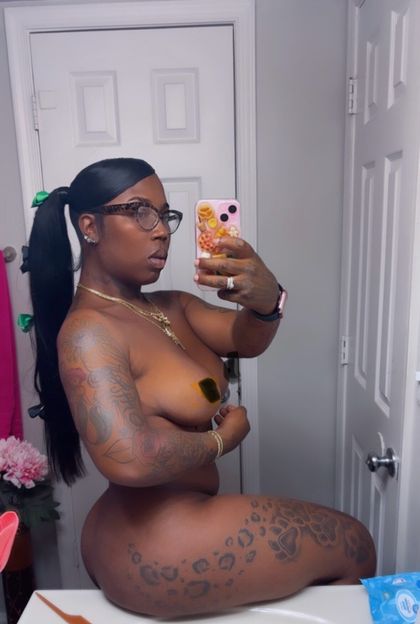 bombhead_prettyaniyah OnlyFans picture