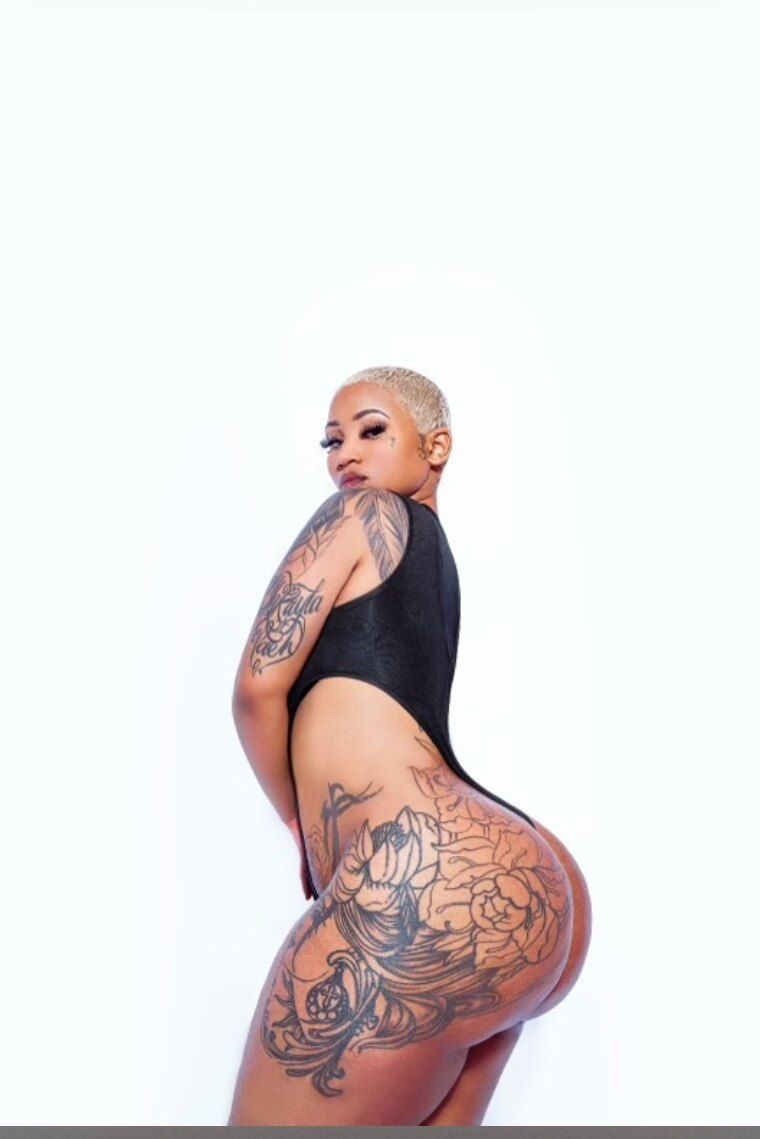 hiddenbaddies OnlyFans profile picture