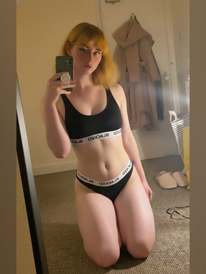 kiwiburd02 OnlyFans picture