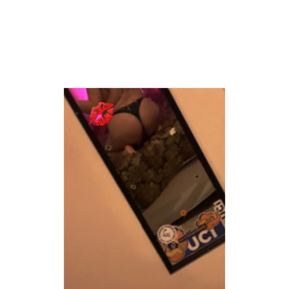 lovellily OnlyFans profile picture