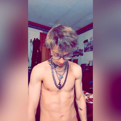 toxic_sadboi23 OnlyFans picture