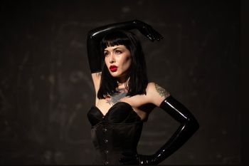 Goddess Arson Leigh