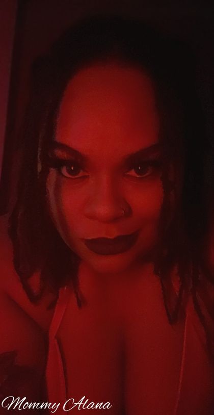 queenalanafd10 OnlyFans picture
