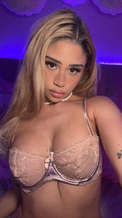 cutelilyscott OnlyFans picture