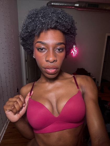aa_bullet1 OnlyFans picture
