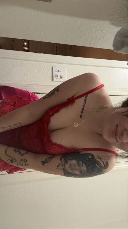 tattoo-girl OnlyFans picture