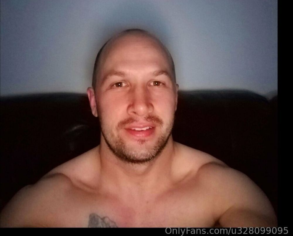 u328099095 OnlyFans profile picture