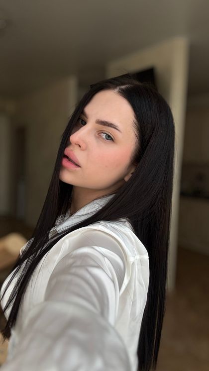 lupiiova OnlyFans picture