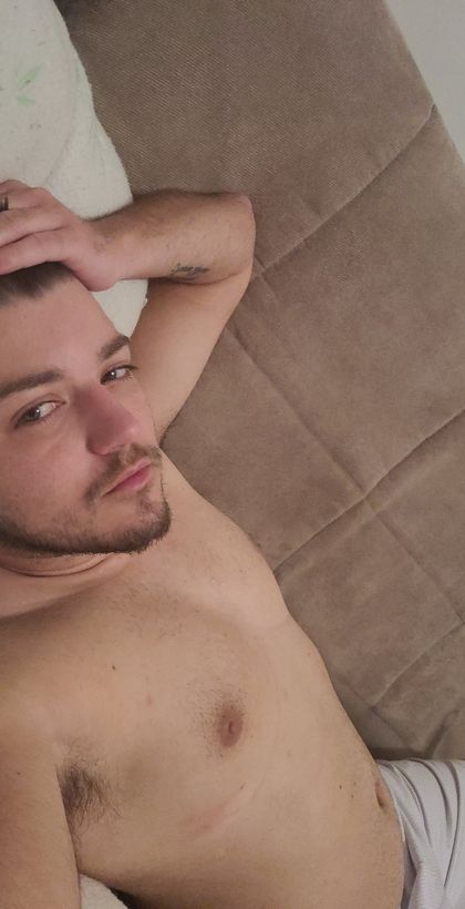 dean823 OnlyFans picture