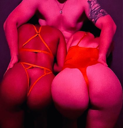 throuplesecrets OnlyFans picture
