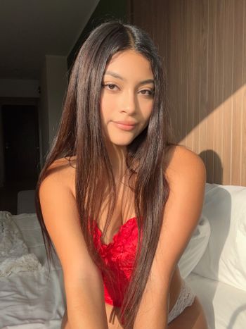 alexandraboo OnlyFans - Free Trial - Photos - Socials FansMetrics