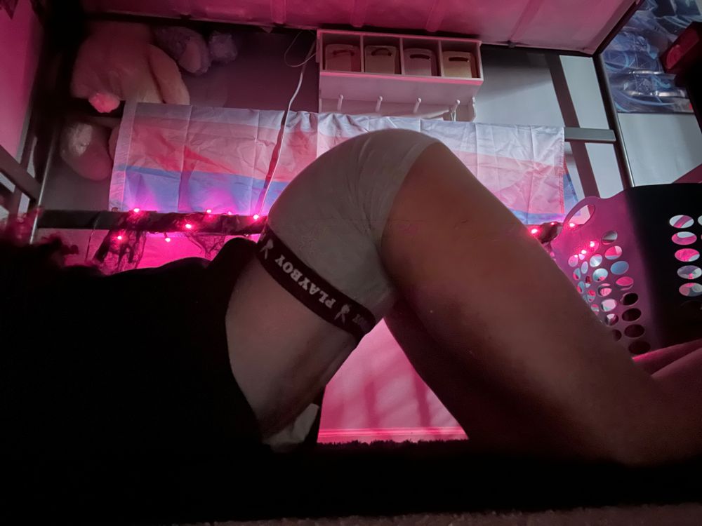 moonsbabyboy OnlyFans profile picture