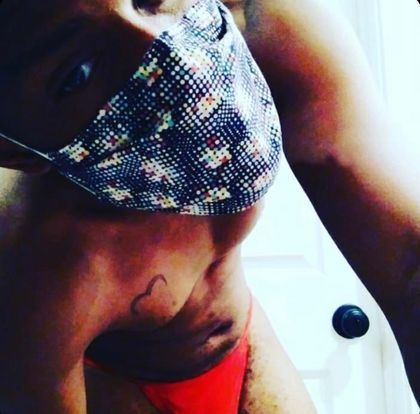 u230100966 OnlyFans picture