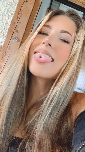 Nikeaddicted and Nikeaddictedboss