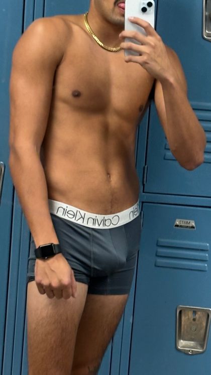 yourfavlat1no OnlyFans picture