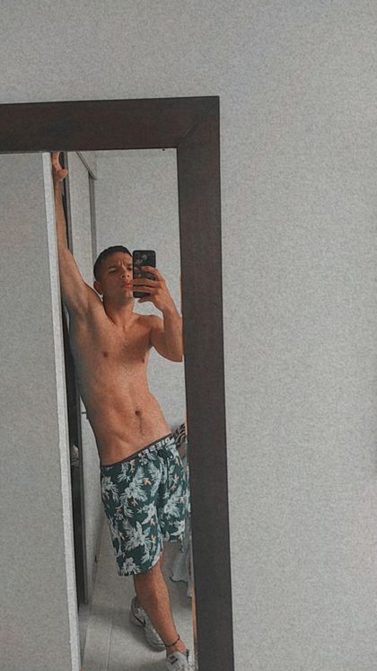 daniel_isaza18 OnlyFans picture