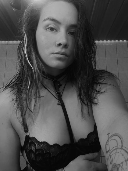 whoisakira98 OnlyFans picture