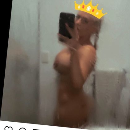titssontour OnlyFans picture