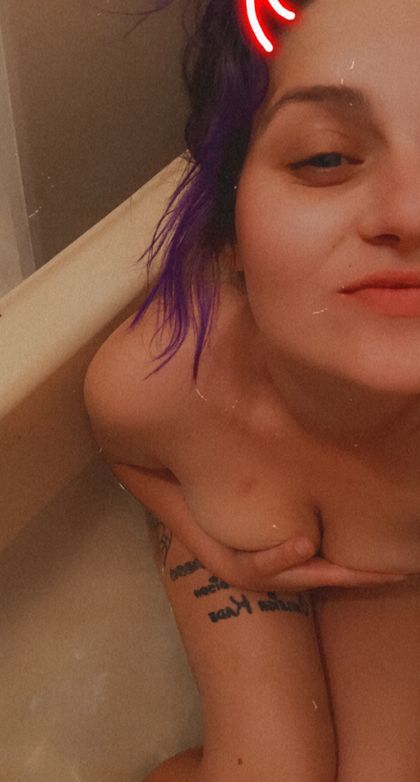 sarahashleeee OnlyFans picture