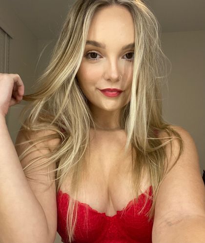 xoxolittlej OnlyFans picture