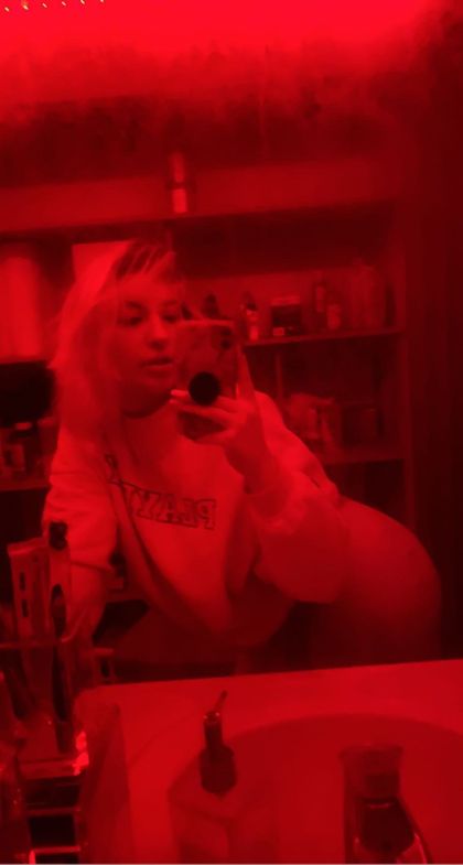 toni_case OnlyFans picture
