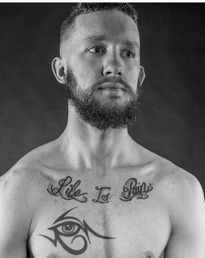 mikeyb30 OnlyFans picture
