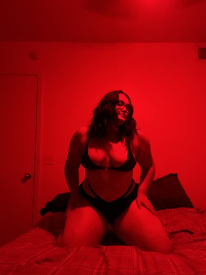 alonewithangelrose OnlyFans picture