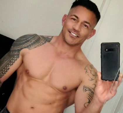hawaiianrob OnlyFans picture