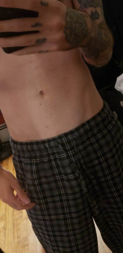 ninefoursho OnlyFans picture