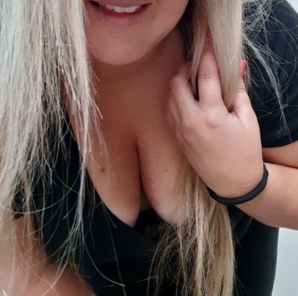 jennsmith218 OnlyFans picture